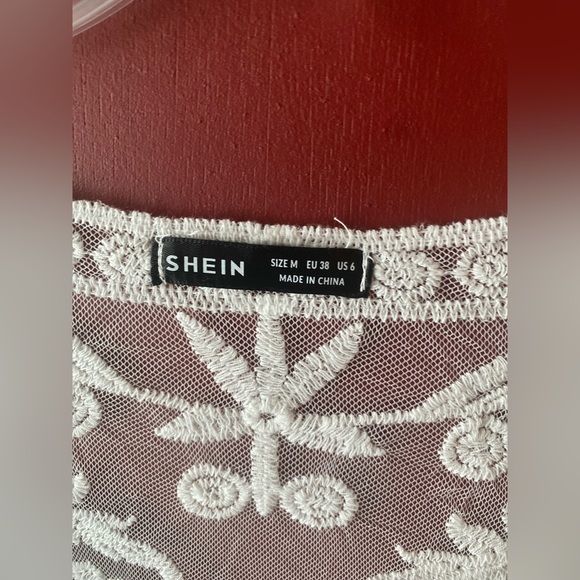 Shein Lace Cardigan Floral Sheer Beach Bikini Cover Ups Tie Kimono Size M NWOT - Picture 4 of 6